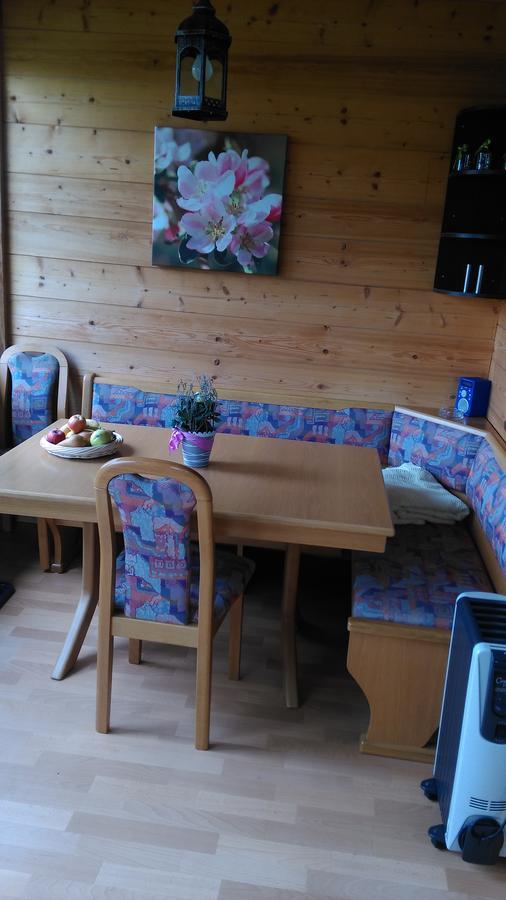 S'Husli Bed & Breakfast Embrach Ngoại thất bức ảnh